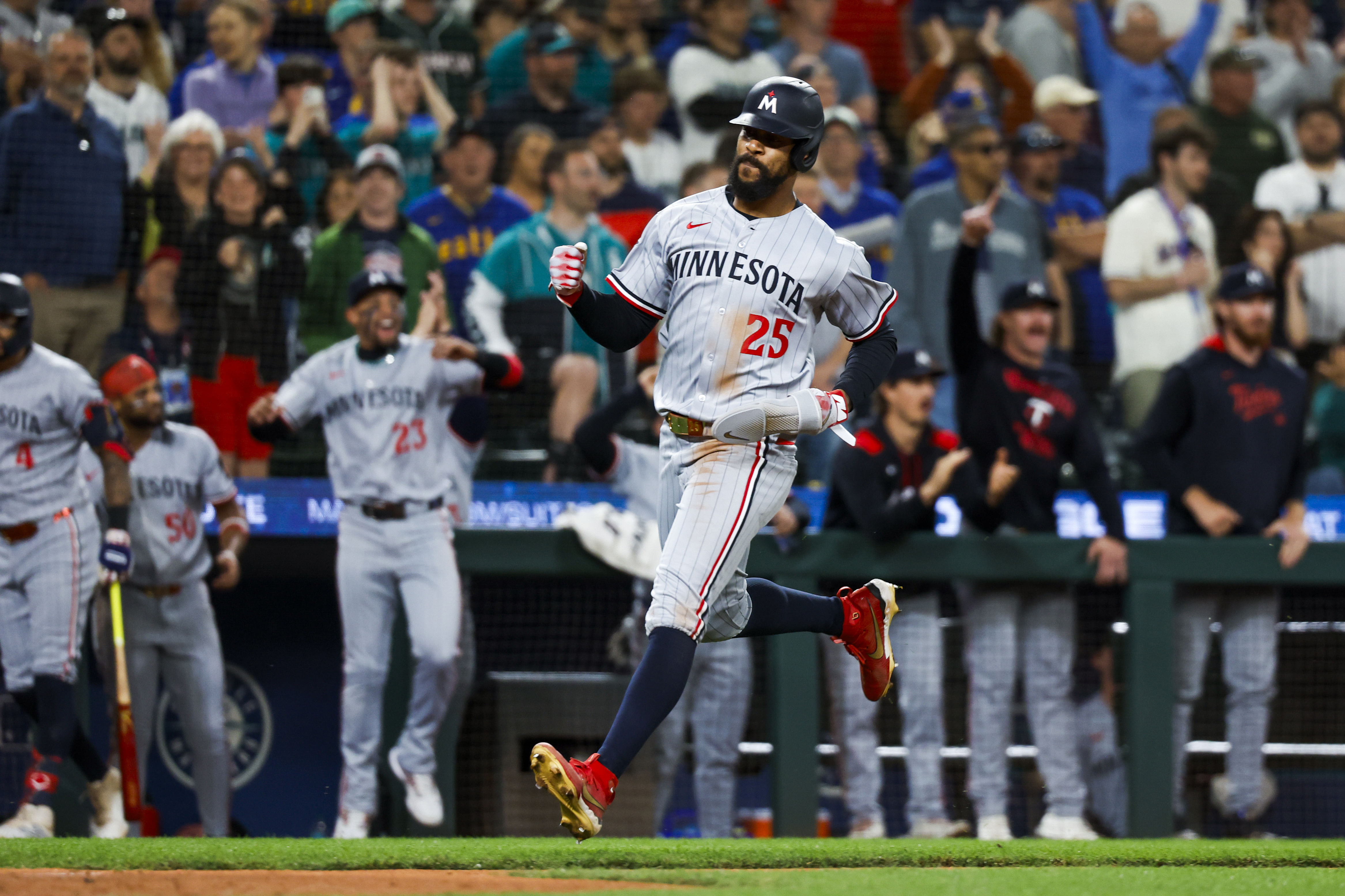 Byron Buxton might go yard tonight - Source: Imagn
